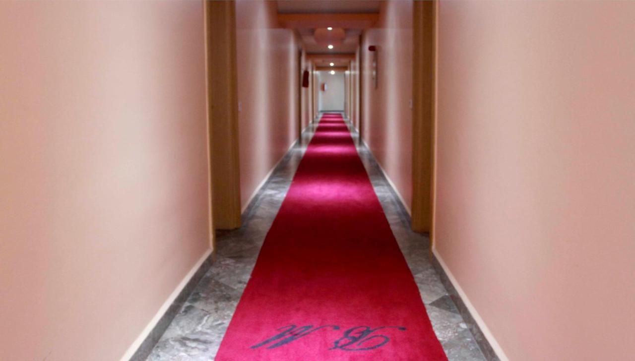 Hotel Bm International サラエヴォ エクステリア 写真